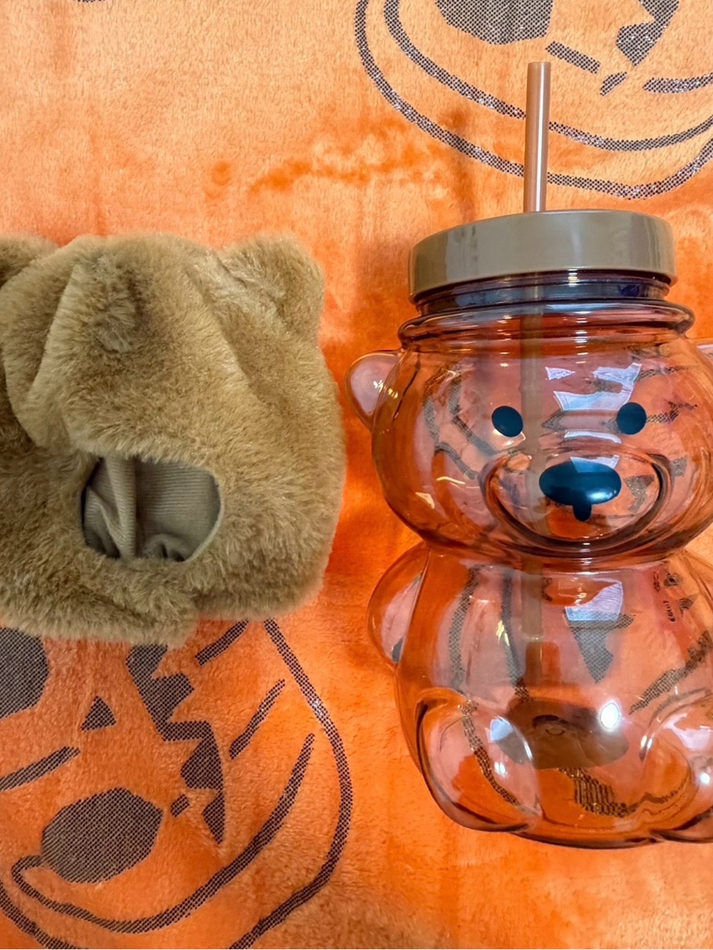 Bear-Shaped Amber Glass Tumbler with Straw - Amber